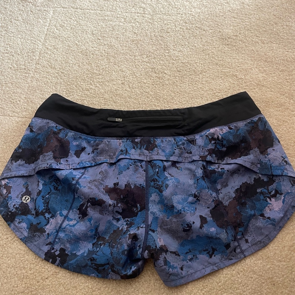 Size 10 Lululemon shorts